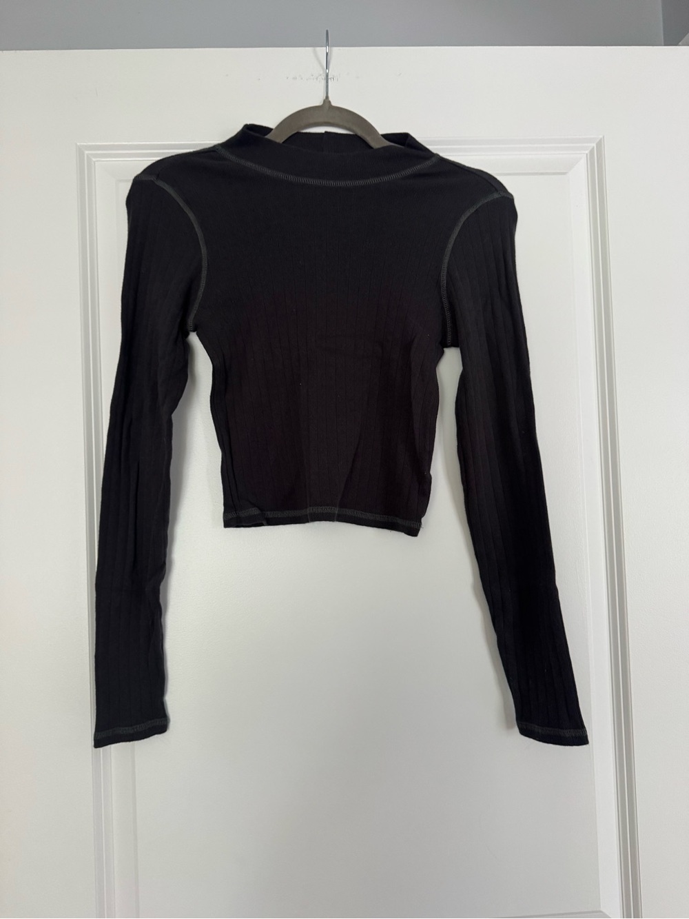 American Eagle Cropped Mockneck long sleeve